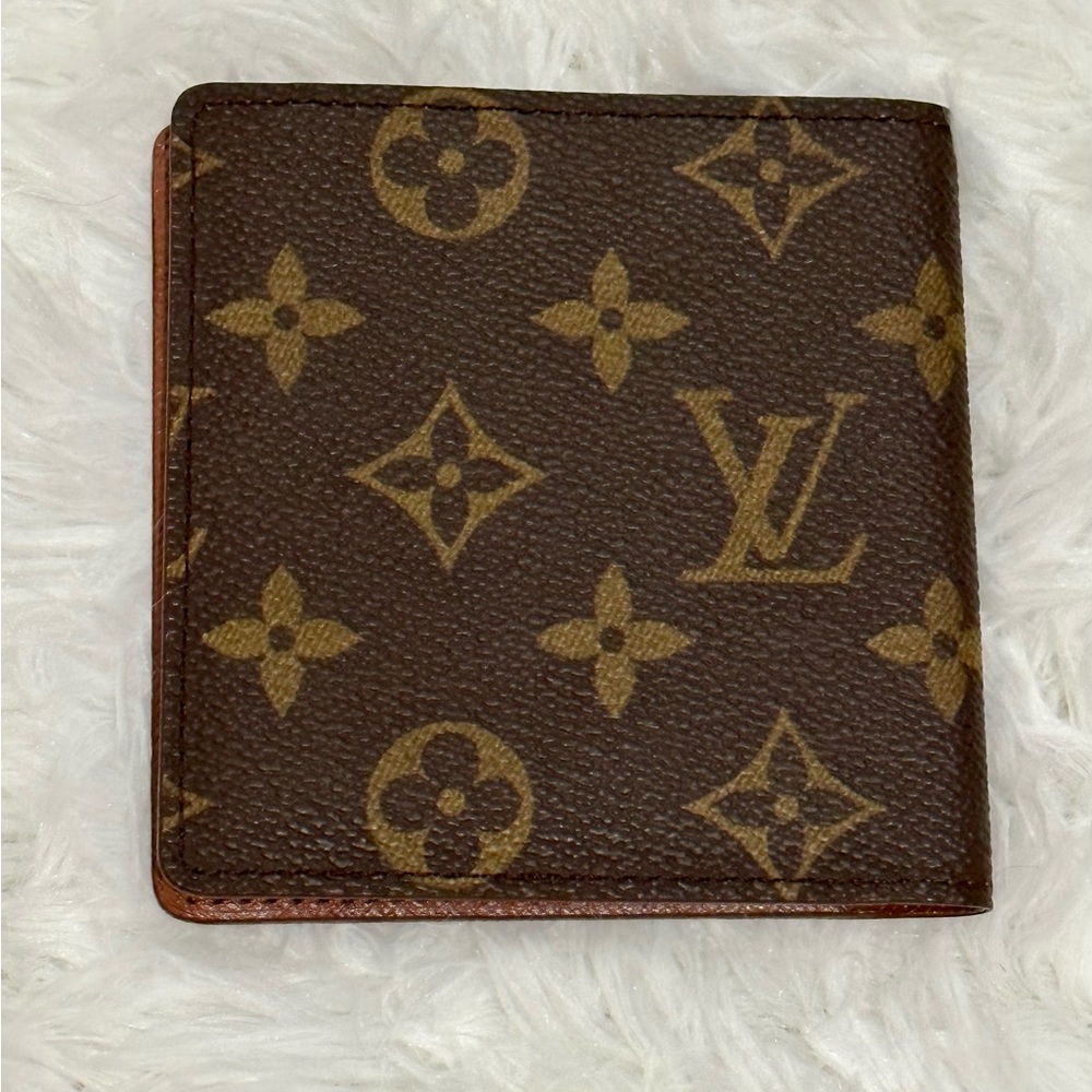 Louis Vuitton Monogram Bifold Wallet